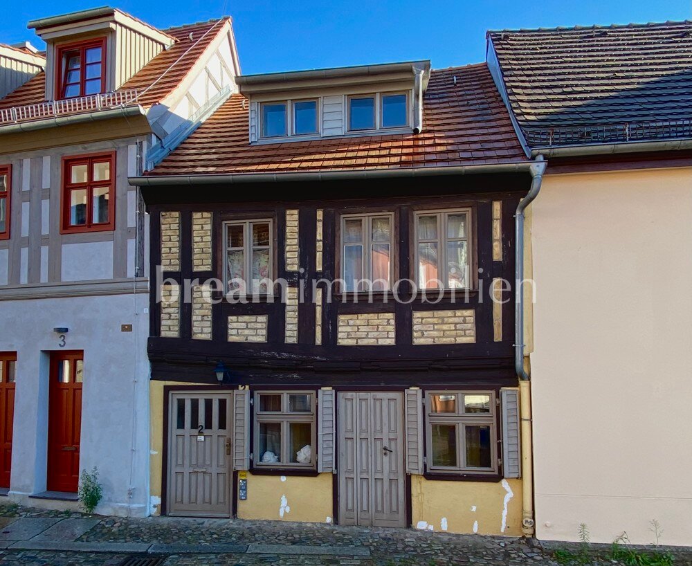 Einfamilienhaus zum Kauf 589.000 € 3 Zimmer 106 m²<br/>Wohnfläche 145 m²<br/>Grundstück Spandau Berlin 13597