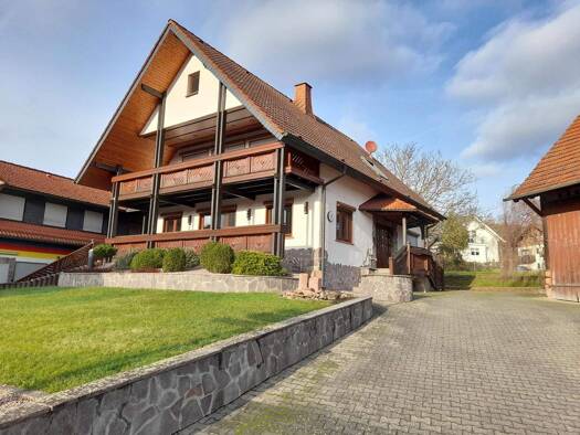 Einfamilienhaus zum Kauf 630.000 € 8 Zimmer 240 m² 1.400 m² Grundstück Bieber Biebergemünd 63599