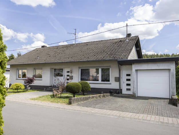 Einfamilienhaus zum Kauf 275.000 € 7 Zimmer 207 m² 1.389 m² Grundstück Nimshuscheid Nimshuscheid 54612