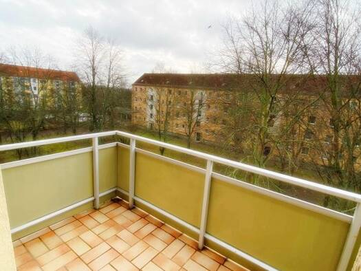 Wohnung zur Miete 483 € 4 Zimmer 71,1 m² 3. Geschoss Bergstraße 19 b Stendal 39576