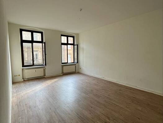 Wohnung zur Miete 654 € 2 Zimmer 72,7 m² frei ab sofort Leipziger Straße 50 Innenstadt Mitte 06108