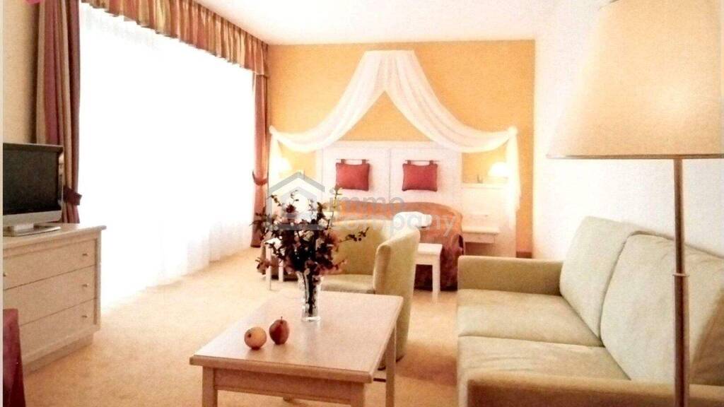 Hotel zum Kauf 1.980.000 € 25 Zimmer 8.000 m² Grundstück Hofkirchen 8224