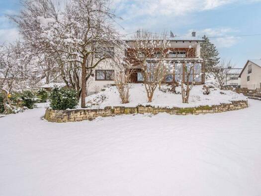 Mehrfamilienhaus zum Kauf 770.000 € 8 Zimmer 194,3 m² 1.181 m² Grundstück frei ab 01.08.2026 Au Au in der Hallertau 84072