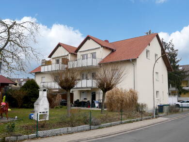Wohnung zum Kauf 339.000 € 3 Zimmer 84 m² Dachgeschoss, 2. Geschoss Buckenhofen Forchheim / Buckenhofen 91301
