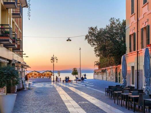 Wohnung zum Kauf 275.000 € 3 Zimmer 53 m² frei ab sofort Via Arco Lazise 37017