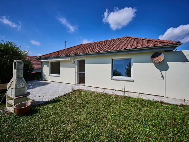 Bungalow zum Kauf 399.500 € 3 Zimmer 100 m² 920 m² Grundstück Schambach Straßkirchen 94342