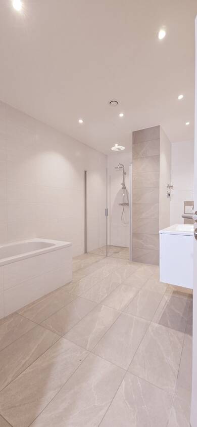 Wohnung zur Miete 1.300 € 4 Zimmer 100 m² EG Landshuter Straße 22 Taufkirchen, Vils Taufkirchen 84416