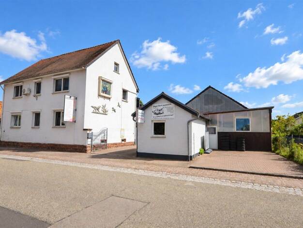 Mehrfamilienhaus zum Kauf 595.000 € 9 Zimmer 200 m² 946 m² Grundstück Barbelroth 76889