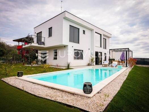 Haus zum Kauf 795.000 € 4 Zimmer 206 m² Valica Savudrija, Zambratija, Crveni Vrh