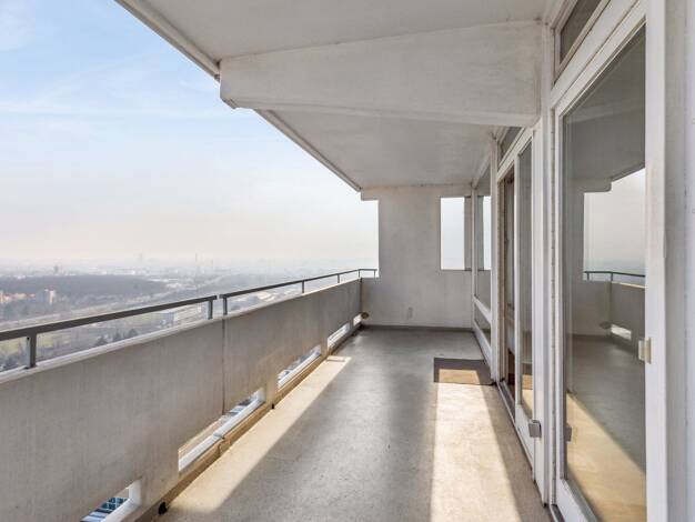 Wohnung zum Kauf 350.000 € 2 Zimmer 64 m² 21. Geschoss Bornheim Frankfurt am Main 60385