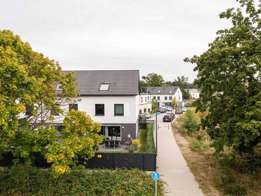 Reihenendhaus zum Kauf 529.900 € 4 Zimmer 120 m² 175 m² Grundstück frei ab sofort Galileo-Galilei-Straße 14 Großauheim Hanau 63457