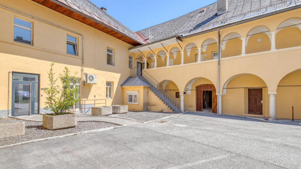 Gewerbeobjekt zum Kauf als Kapitalanlage geeignet 1.179,2 m² 2.193 m² Grundstück Innere Stadt Villach(Stadt) 9500