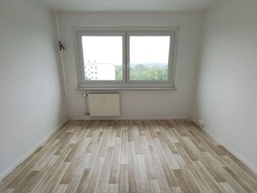Wohnung zur Miete 294 € 3 Zimmer 70 m² 5. Geschoss frei ab sofort Albert-Schweitzer-Straße 56 Chrieschwitz Plauen 08529