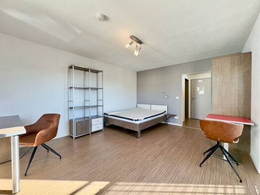 Studio zur Miete 405 € 1 Zimmer 20 m² 2. Geschoss frei ab 01.02.2026 Dietostr. 13 Friedrichshafen 88046