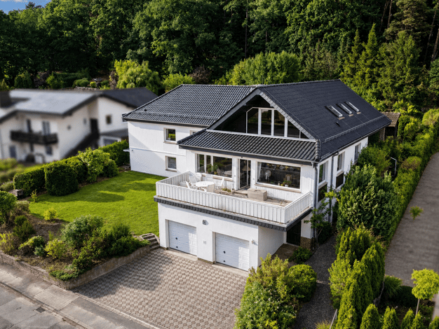 Villa zum Kauf 629.000 € 12 Zimmer 329,8 m² 1.293 m² Grundstück Steinau Petersberg 36100