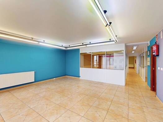 Verkaufsfläche zum Kauf 99.000 € 310 m² Verkaufsfläche Burela 27880