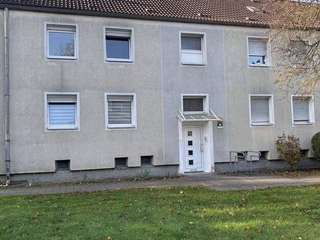 Wohnung zur Miete 380 € 3,5 Zimmer 50,6 m² 1. Geschoss Hourtenhofstraße 16 Repelen Moers 47445