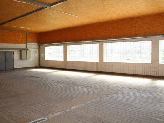 Lagerhalle zur Miete 1.400 € 300 m² Lagerfläche Mietraching Deggendorf 94469