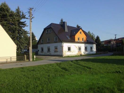 Einfamilienhaus zum Kauf 250.000 € 14 Zimmer 380 m² 1.000 m² Grundstück Neukirch/Lausitz 01904