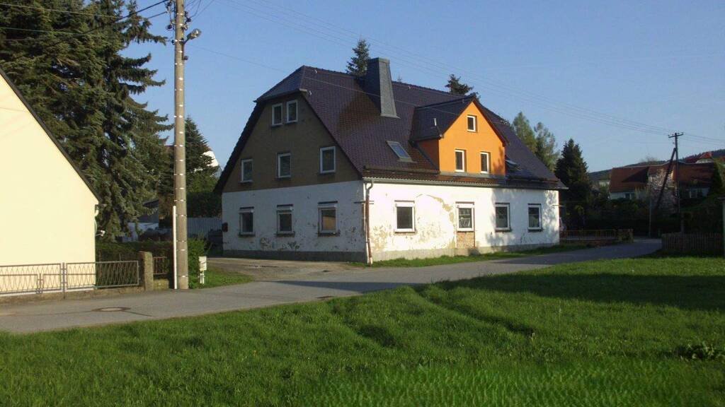 Einfamilienhaus zum Kauf 250.000 € 14 Zimmer 380 m² 1.000 m² Grundstück Neukirch/Lausitz 01904