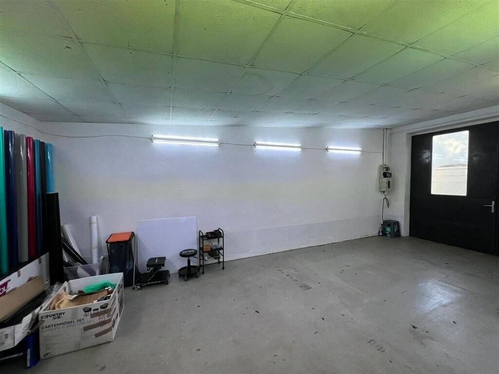 Property thumbnail 11