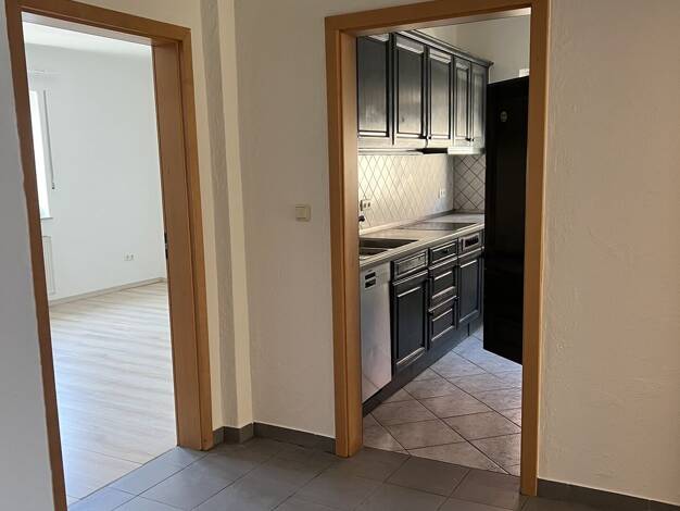 Wohnung zur Miete 845 € 3,5 Zimmer 93 m² 1. Geschoss frei ab sofort Weisendorf 91085