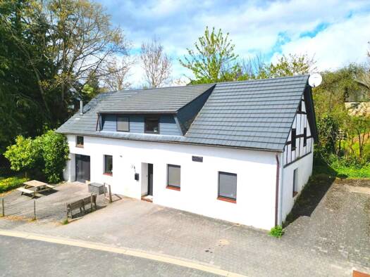 Einfamilienhaus zum Kauf 335.000 € 11 Zimmer 166,5 m² 302 m² Grundstück Zur Alten Schule 12 Verviers 4770