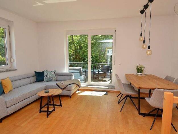 Wohnung zur Miete 2.785 € 4 Zimmer 109 m² 1. Geschoss frei ab sofort Innenstadt Augsburg 86152