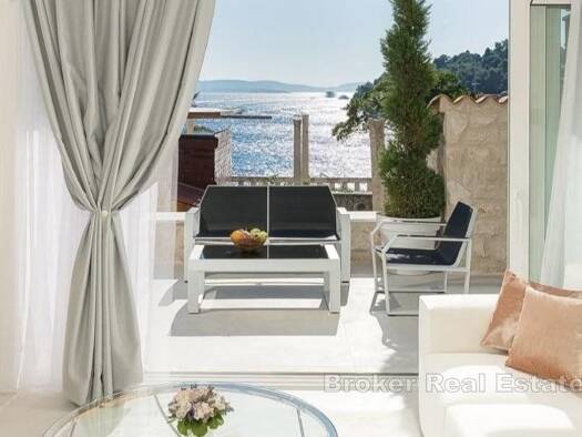 Haus zum Kauf 3.000.000 € 282 m² 130 m² Grundstück Hvar