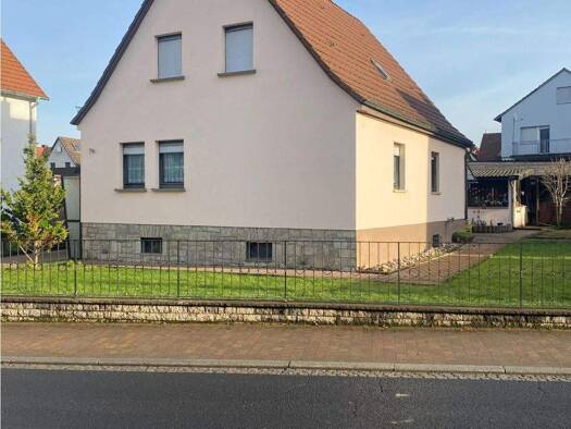 Einfamilienhaus zum Kauf 390.000 € 6 Zimmer 145 m² 500 m² Grundstück frei ab 01.02.2026 Veitshöchheim 97209