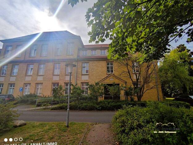 Wohnung zur Miete 500 € 2 Zimmer 66,9 m² 2. Geschoss Am alten Schulhof 2-3 Wolfen Bitterfeld-Wolfen OT Wolfen 06766