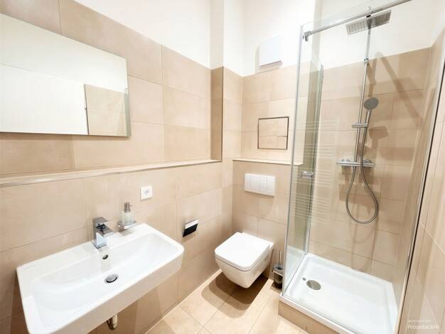 Wohnung zur Miete 699 € 2 Zimmer 45 m² EG frei ab sofort Lipsiusstraße 8 Reudnitz-Thonberg Südost 04317