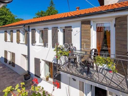 Einfamilienhaus zum Kauf 670.000 € 8 Zimmer 310 m² Jurdani Matulji 51211