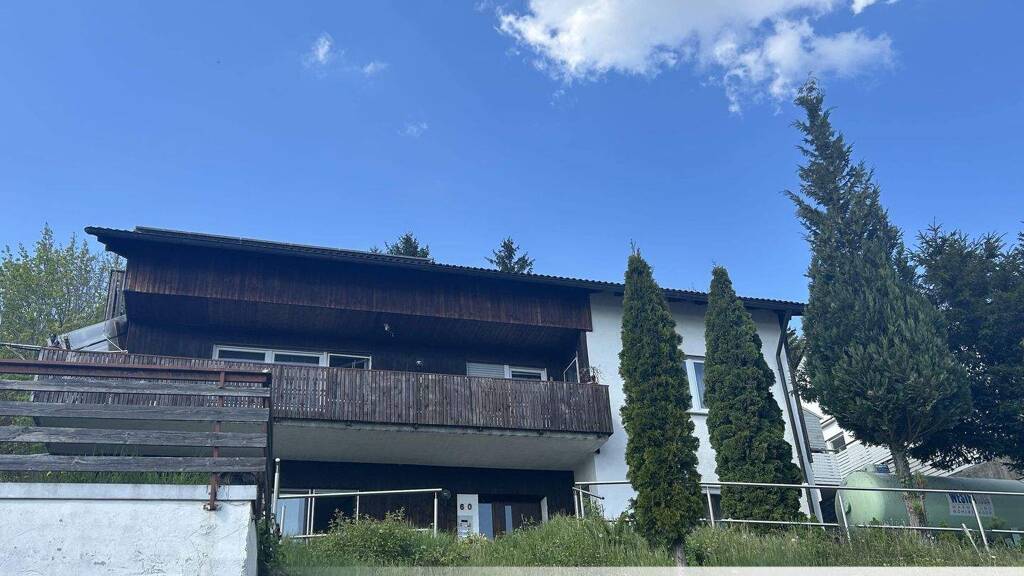 Mehrfamilienhaus zum Kauf 279.000 € 10,5 Zimmer 265 m² 903 m² Grundstück Straßberg 72479