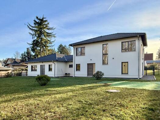 Villa zum Kauf 699.000 € 8 Zimmer 236 m² 2.290 m² Grundstück Glösa-Draisdorf Chemnitz 09114
