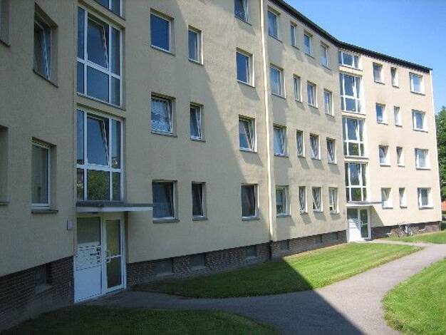 Wohnung zur Miete 340 € 1 Zimmer 30,8 m² 3. Geschoss frei ab 30.07.2025 Breslauer Str. 4 Stift Altenholz 24161