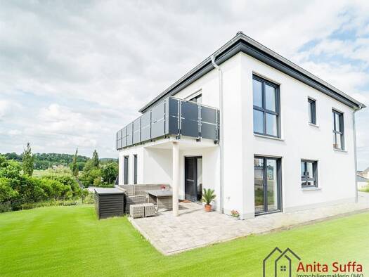 Einfamilienhaus zum Kauf 709.000 € 6,5 Zimmer 228,8 m² 1.194 m² Grundstück frei ab sofort Obernzenn Obernzenn 91619