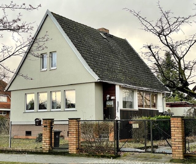 Einfamilienhaus zum Kauf provisionsfrei 435.000 € 5 Zimmer 90 m²<br/>Wohnfläche 685 m²<br/>Grundstück Biesdorf Berlin / Biesdorf Nord 12683