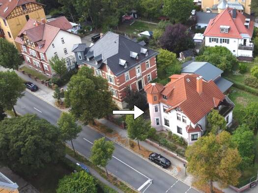 Villa zum Kauf 299.500 € 8 Zimmer 235,6 m² 770 m² Grundstück frei ab sofort Saalfeld Saalfeld/Saale 07318