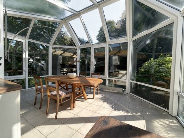 Einfamilienhaus zum Kauf 690.000 € 8 Zimmer 251 m² 2.896 m² Grundstück Niederbieber Neuwied 56567