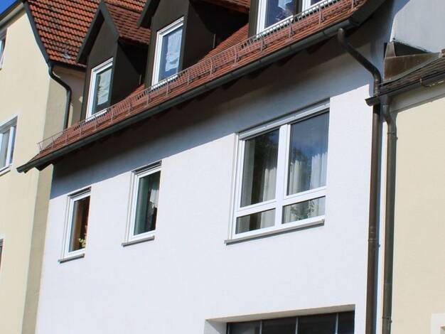 Reihenmittelhaus zum Kauf 289.000 € 5,5 Zimmer 146 m² 130 m² Grundstück frei ab sofort Hollfeld 96142