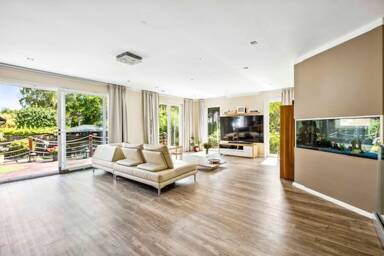 Villa zum Kauf provisionsfrei 1.699.000 € 12 Zimmer 400 m² 562 m² Grundstück Schnelsen Hamburg 22457