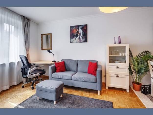 Wohnung zur Miete 1.680 € 2 Zimmer 51 m² Ludwigsvorstadt-Isarvorstadt München 80336