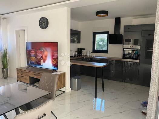 Einfamilienhaus zum Kauf 1.290.000 € 8 Zimmer 500 m² Srima, Vodice Vodice 22211