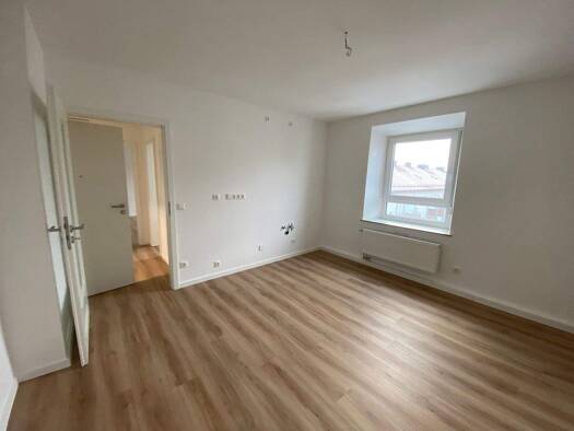 Wohnung zur Miete 475 € 1,5 Zimmer 37,7 m² 2. Geschoss frei ab sofort Augsburger Straße 6 Kumpfmühl-Ziegetsdorf-Neuprüll Regensburg 93051