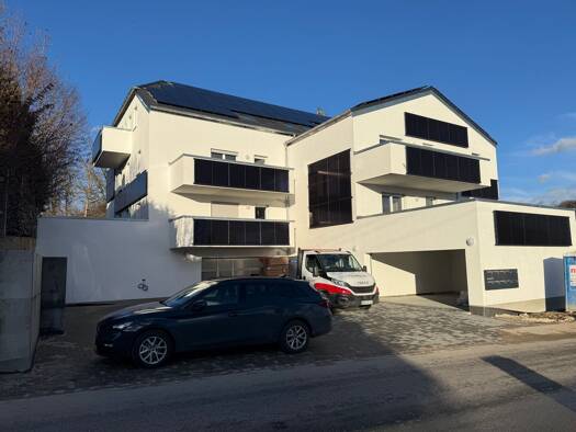 Wohnung zur Miete 1.818 € 3 Zimmer 100,6 m² Geschoss 1/3 frei ab 01.03.2026 Stefanstraße 17 Obergriesbach 86573