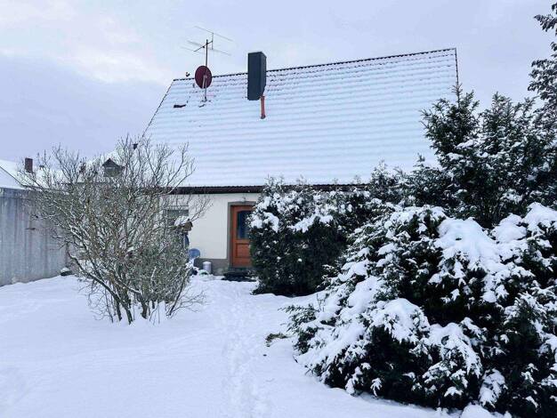 Einfamilienhaus zum Kauf 349.000 € 6 Zimmer 114 m² 748,3 m² Grundstück Brand Eckental 90542