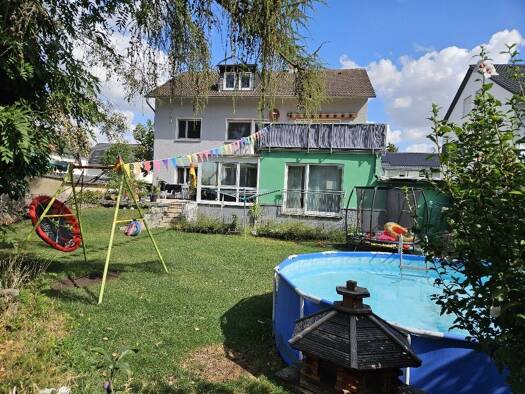 Mehrfamilienhaus zum Kauf als Kapitalanlage geeignet 849.000 € 11 Zimmer 344 m² 587 m² Grundstück Griesheim 64347