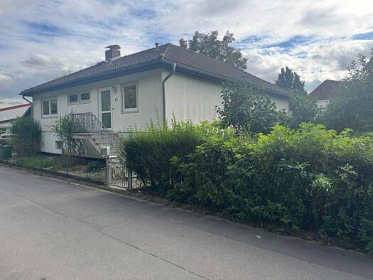 Bungalow zum Kauf 425.000 € 4 Zimmer 125 m² 1.030 m² Grundstück Heldenbergen Nidderau 61130