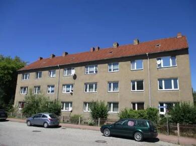Wohnung zur Miete 330 € 3 Zimmer 60 m² 1. Geschoss Schkopau Schkopau 06258